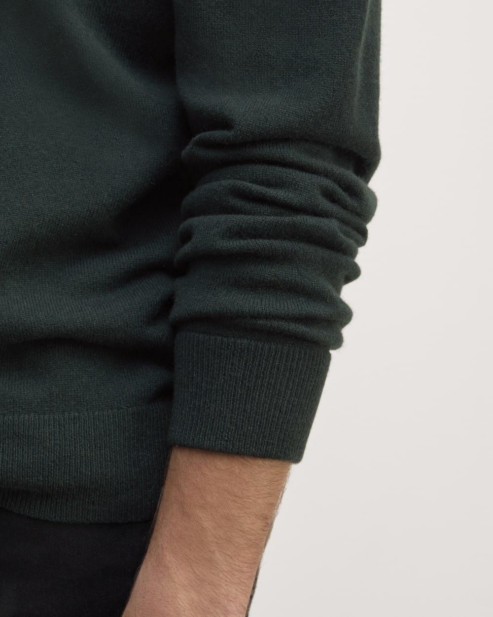 The Cashmere V-Neck Sweater | Scarab