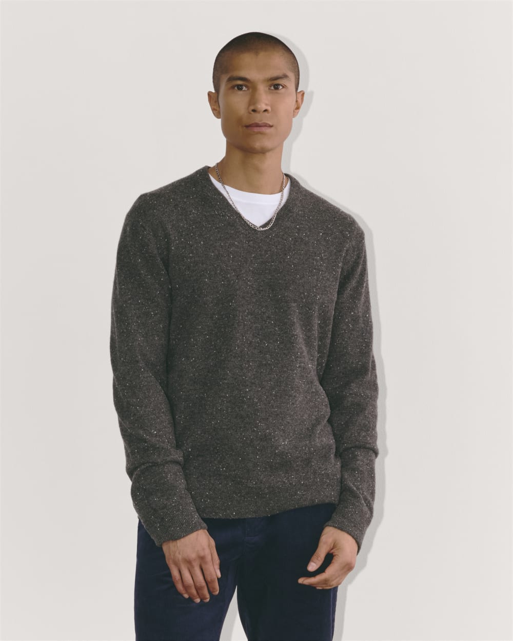 The Cashmere V-Neck Sweater | Grey Donegal