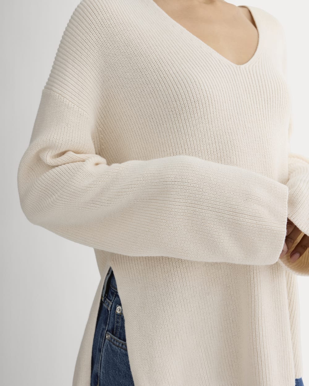 The Slouchy V-Neck in Everyday Cotton | Canvas