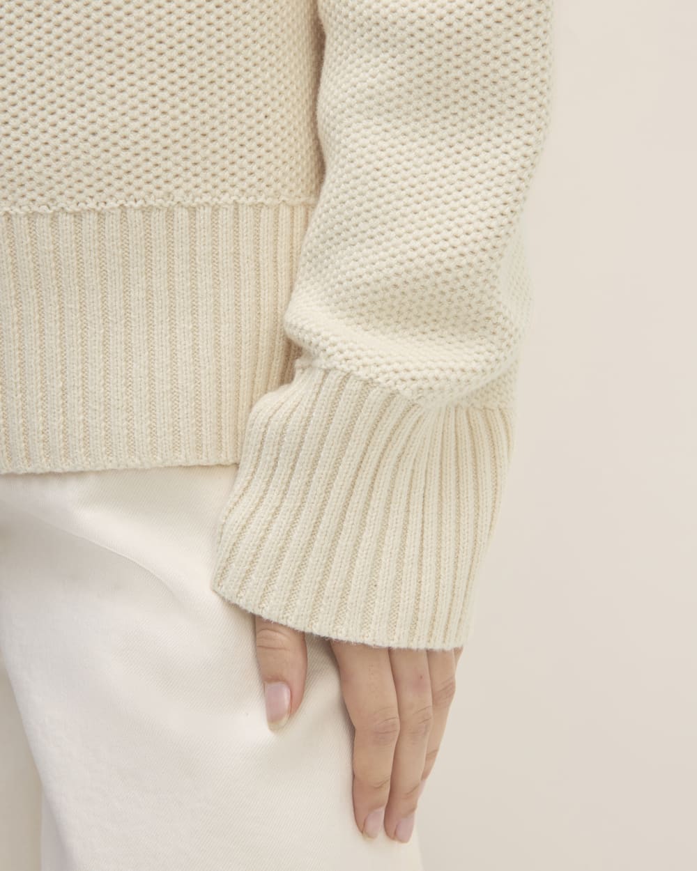 The Cotton Honeycomb Square Crew | Canvas