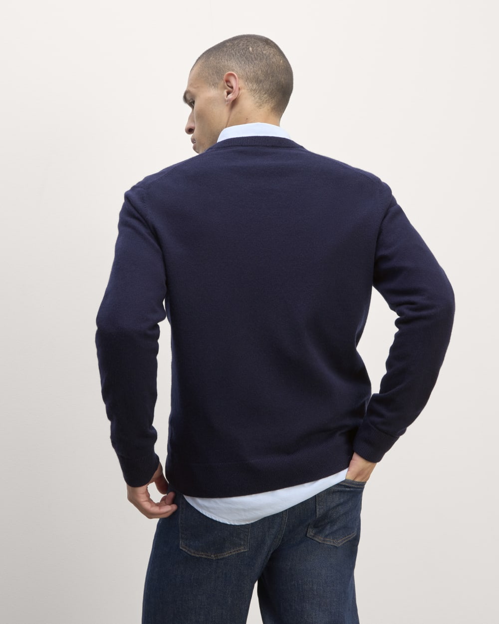 The Cashmere V-Neck Sweater | Navy