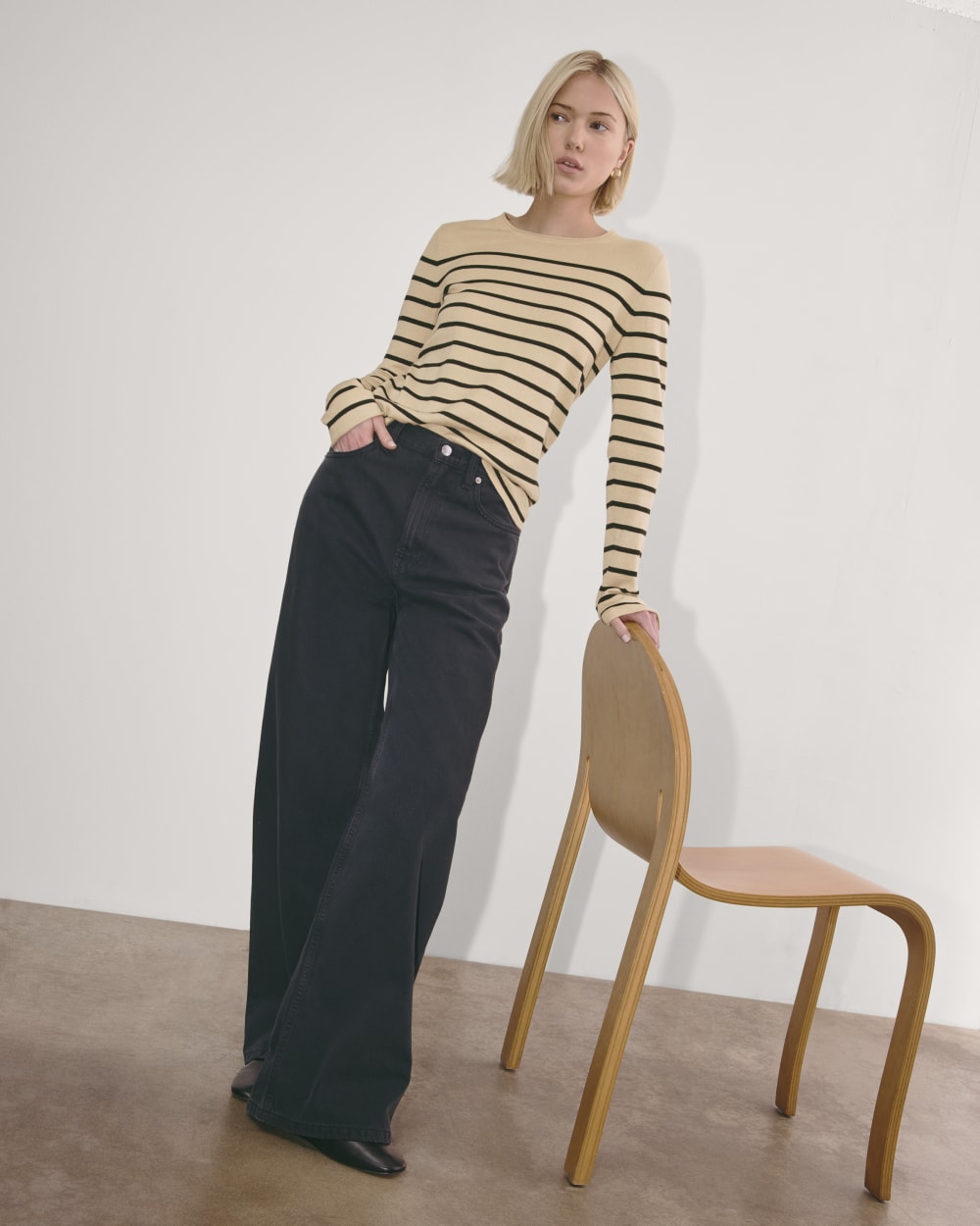 The Crew in Cotton Cashmere | Powder / Black