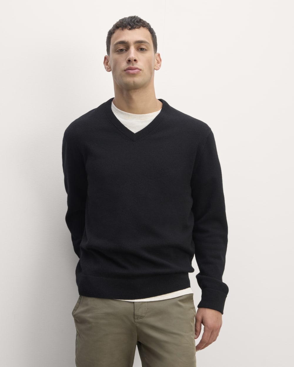 The Cashmere V-Neck Sweater | Black