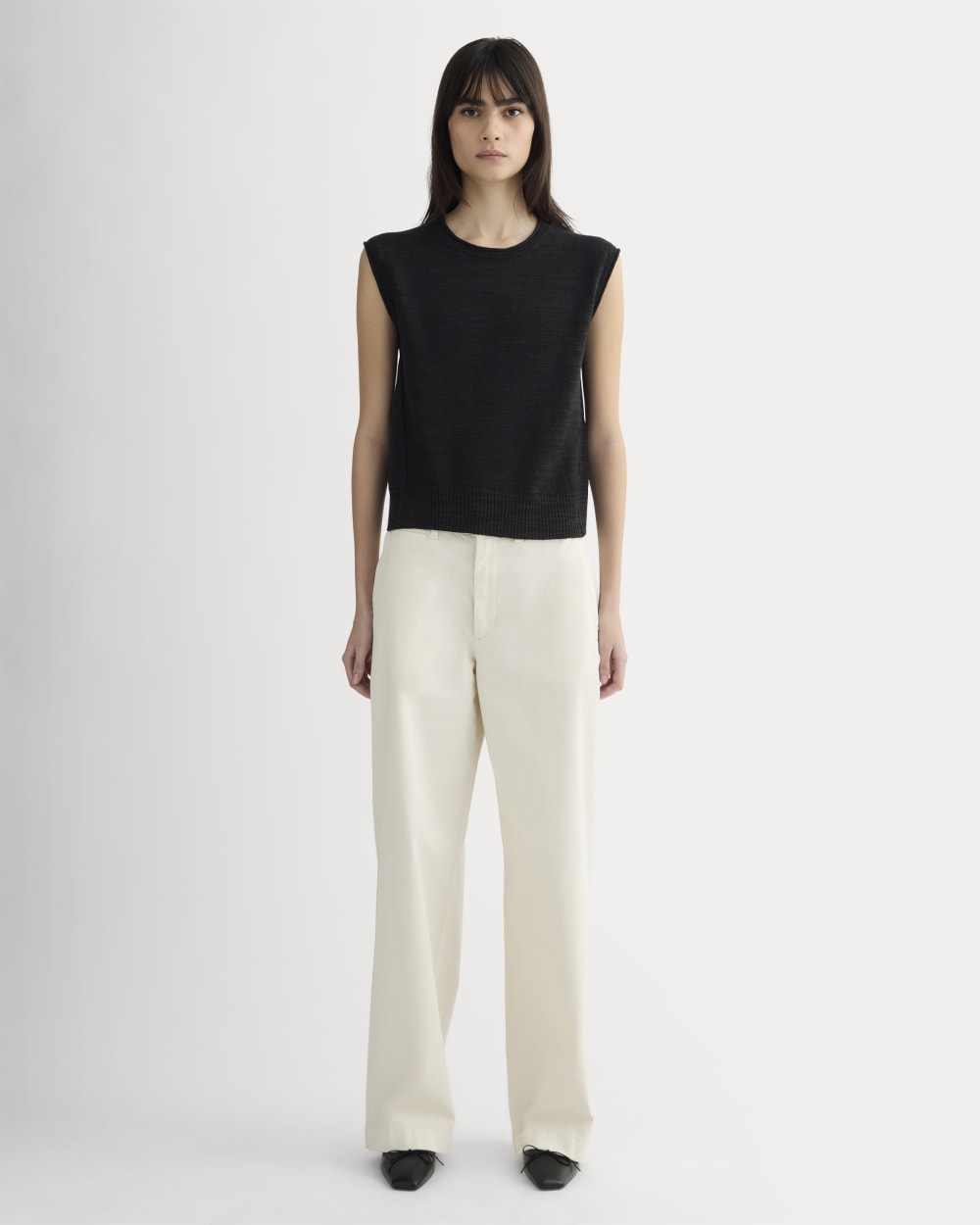 The Muscle Sweater in Cotton Linen | Black